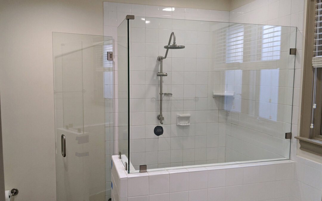 Frameless Shower Doors: Modern Elegance for Your Bathroom Renovation