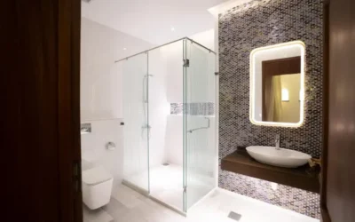 Why Frameless Shower Door Installation is the Hottest Bathroom Trend in Marble Falls, TX?